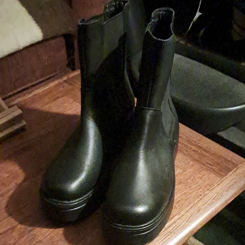 Steve Madden Leather Boots